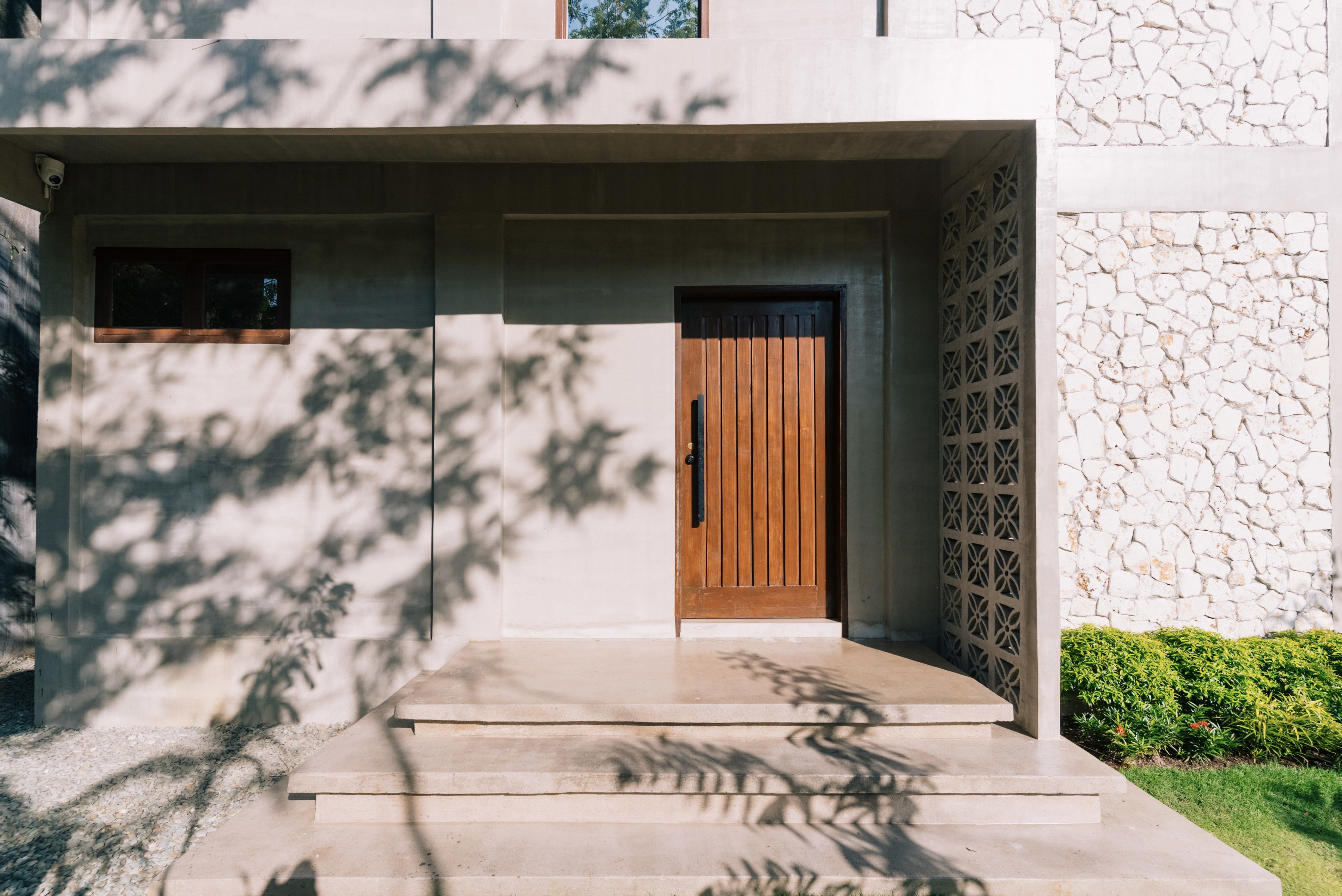 En-suite bathroom at Isabel villa Siargao Philippines